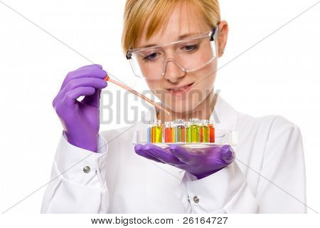 いくつかの女性研究者実験では、異なる ch で満たされた小試験管、トレイを保持