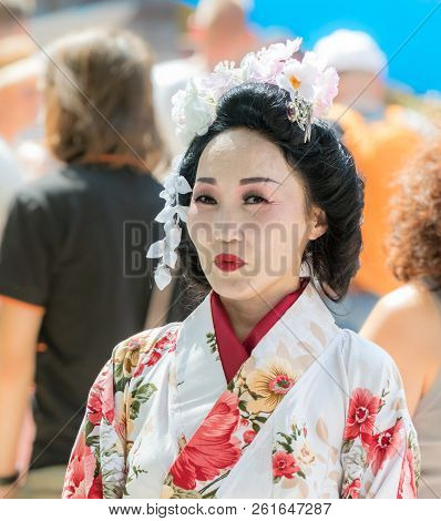 Jerusalem, Israel, September 29, 2018 : Participant Of The Festival In The Traditional Dress Of The 