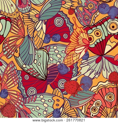 Hand Drawn Vector Seamless Pattern With Butterfly Wings.