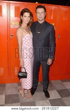 LOS ANGELES - SEP 24:  Taran Killum, Cobie Smulders at the 