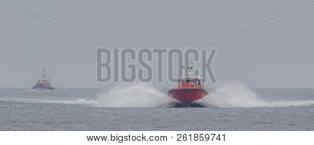 Motorboat - Pilot Vessels At Roadstead Port Sea Of Swinoujscie