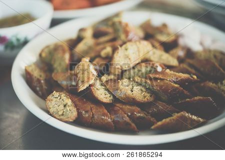 Roasted Or Grilled Thai Spicy Sausage (sai Aua)