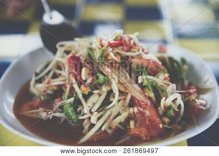 Papaya Salad Or Papaya Pok Pok (som Tum)