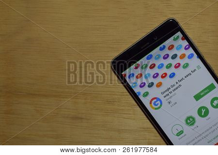 Bekasi, West Java, Indonesia. October 9, 2018 : Google Go: A Fast, Easy, Fun, Way To Search Dev App 