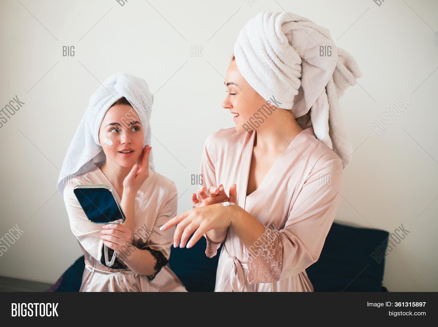 Female Models Apply Image & Photo (Free Trial) Bigstock