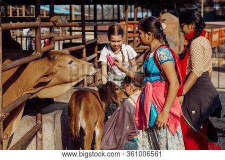 Mayapur, West Bengal, India - February 7, 2020. Multinational Group Of Teenage Girls On A Field Trip