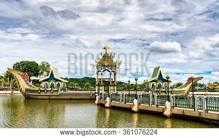 Royal Barge Of Sultan Omar Ali Saifuddin Mosque In Bandar Seri Begawan, The Capital Of Brunei