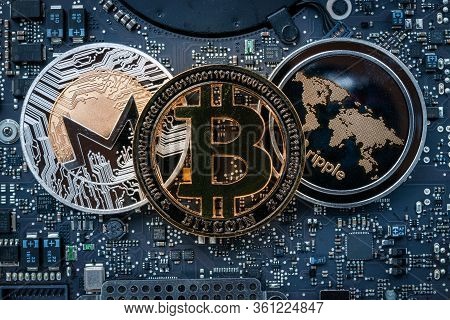 Bitcoin Cash. Gold Cryptocurrency. Cryptocash Computer Electronic Circuit Board Motherboard. Busines