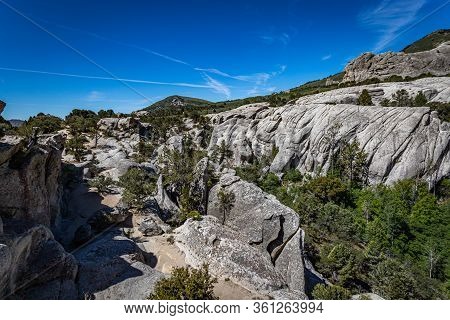 The City Of Rocks In Idaho Marked The Halfway Point Of The California Trail And Today Offers Rock Cl