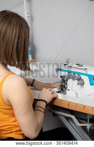 Training Young People In Real Workplaces Gives Positive Results.