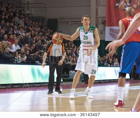 Dainius Salenga