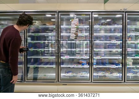 Empty Freezer Shelves At Publix Featuring Frozen Food Shortage Including Organic Vegetables, Pizza,