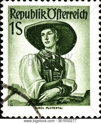02.09.2020 Divnoe Stavropol Territory Russia Postage Stamp Austria 1951 National Costumes Tyrol, Pus
