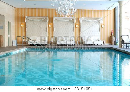 Moderno Spa en el Hotel de lujo en la estación de esquí, Strbske Pleso, Eslovaquia