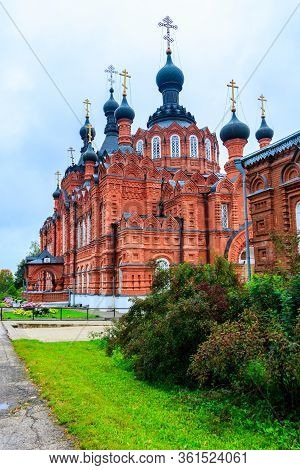 Shamordino Convent (convent Of St. Ambrose And Our Lady Of Kazan) Is A Stauropegial Russian Orthodox