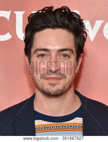 LOS ANGELES - JAN 11:  Ben Feldman on the red carpet at the NBCUniversal Winter TCA 2020 on January 11, 2020 in Pasadena, CA                