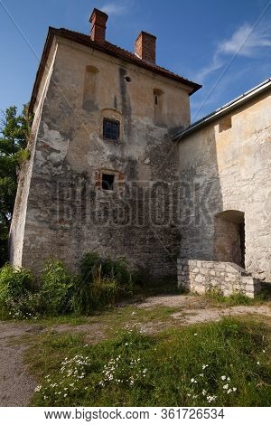Svirzh, Ukraine - July 23 2009: Famous Ukranian Landscape. Facade Of The Medieval Castle Svirzh, Lvi