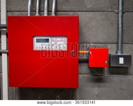 Fm-200 Suppression Systems, Fm200 Gas Flooding System In Data Center Room