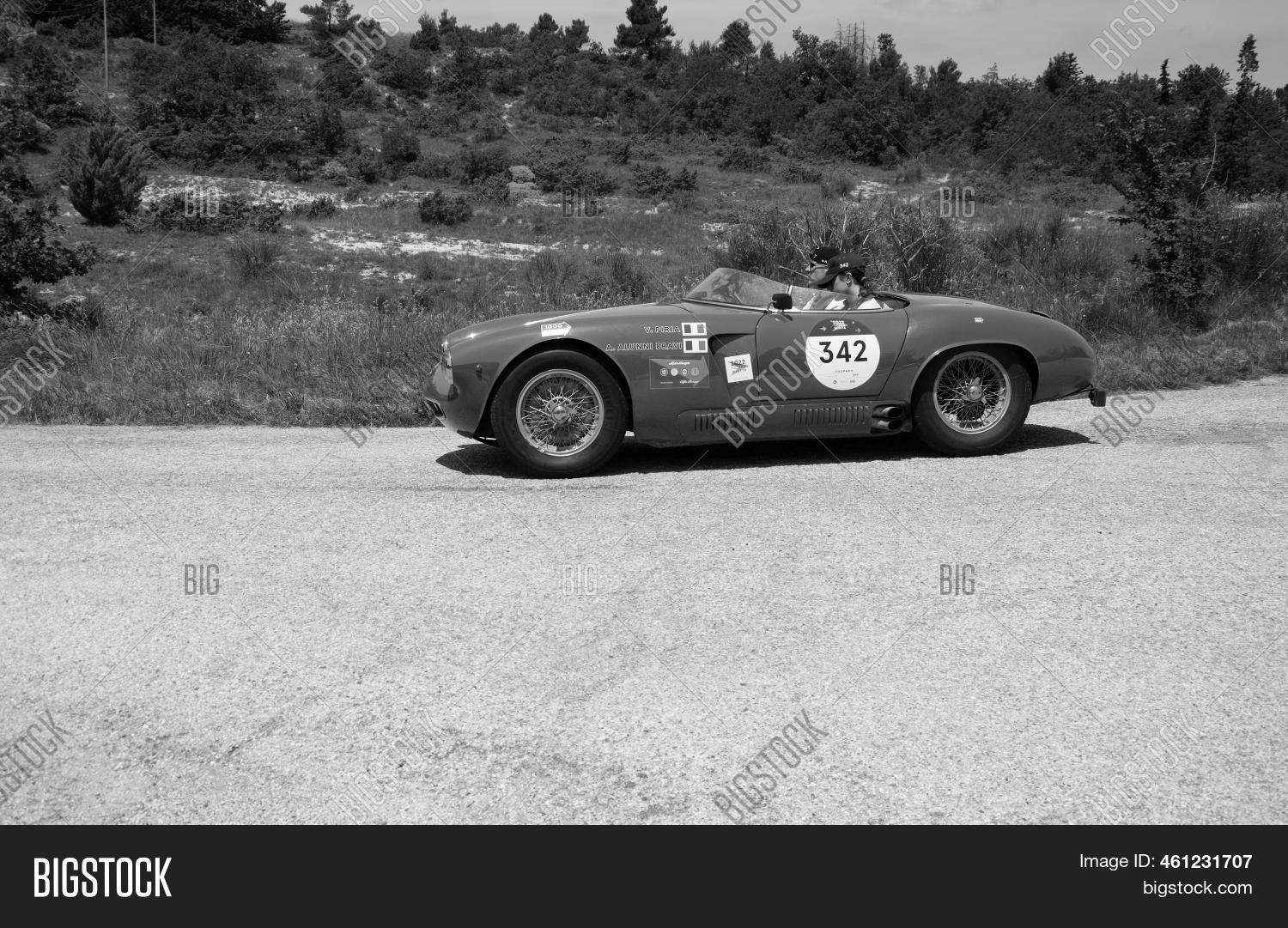 Alfa Romeo 1900 Sport Image & Photo (Free Trial) | Bigstock