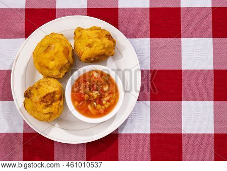 Papas Rellenas Colombian - Colombian Fried Street Food