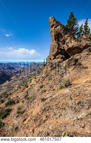 Gran Canaria Hiking Route Cruz De Tejeda To Artenara, View Into Caldera De Tejeda, Gran Canaria, Can