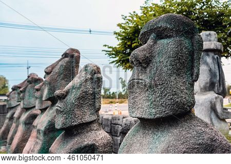 Ratchaburi, Thailand-may 12, 2019 : Beautiful Moai Imitation Of The Real Statue Simulates A Roadside