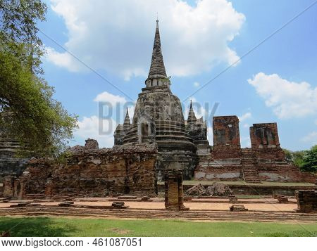Ayyuthayah, Isolated Place In Thailand, Budhhists Temple