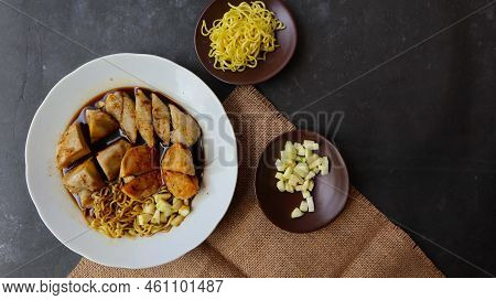Pempek Or Empek-empek Or Fish Cake Is A Food Made From Soft Ground Fish Meat Mixed With Tapioca Flou