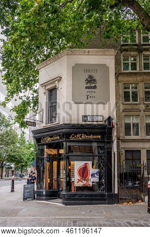 London, Uk - August 21, 2022: Beautiful Old Bildings In Cheapside, London.