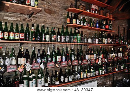 Bottles of Cider on the Wall