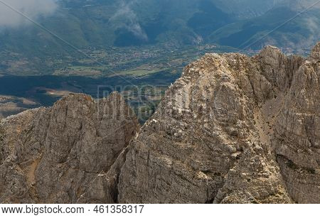 Amazing View Of The Sirente Mountain In Abruzzo Italy