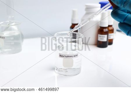 Beta Hydroxy Acid Is A Chemical Ingredient In Beauty Product, Chemicals Used In Laboratory Experimen