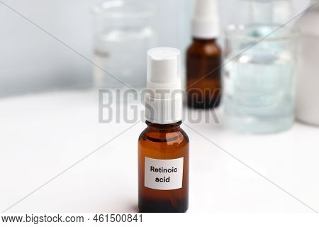 Retinoic Acid Is A Chemical Ingredient In Beauty Product, Chemicals Used In Laboratory Experiments