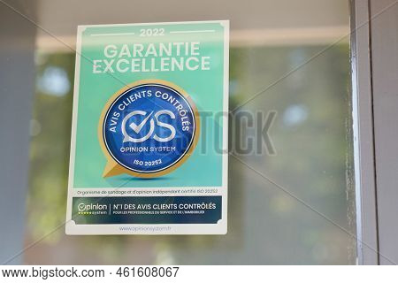 Bordeaux , Aquitaine  France - 09 14 2022 : Garantie Excellence Logo Sign Excellence Guarantee Brand