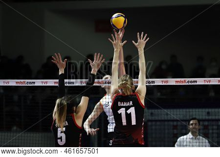 Istanbul, Turkey - January 30, 2022: Seyma Ercan And Bahar Toksoy Guidetti In Action During Turk Hav