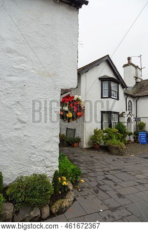 Hawkshead, Cumbria, Uk, 15 August 2018 - Facade Of A White Buildings In The Village Of Hawkshead In 