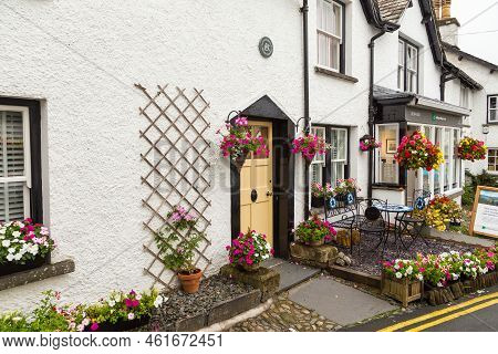 Hawkshead, Cumbria, Uk, 15 August 2018 - Facade Of A White Buildings In The Village Of Hawkshead In 