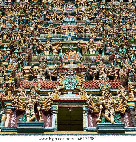 MADURAI, INDIA - 3. marts: Stine tempel - en af de største og ældste indiske templer på 3 marts