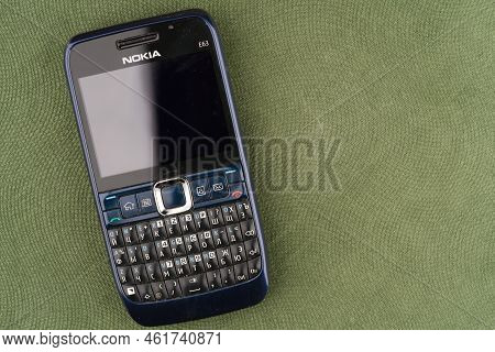 Moscow, Russia-september 16, 2022: An Old Nokia E63 Push-button Phone With A Qwerty Closeup Keyboard