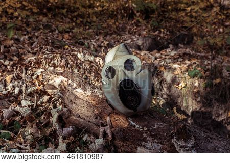 Gas Mask On The Background Of The Leaves. Gas Mask Wallpapers.   War In Ukraine.
