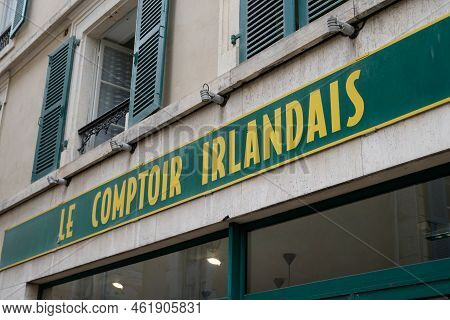 Bordeaux , Aquitaine  France - 08 31 2022 : Le Comptoir Irlandais Logo Brand And Text Sign Store Spe