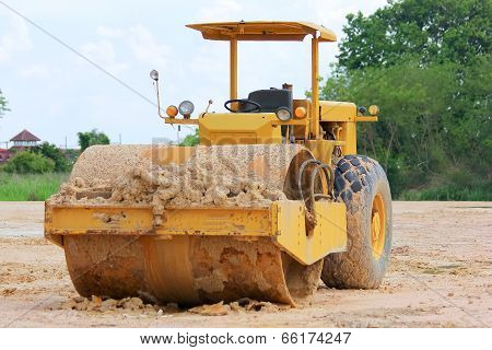 Soil compaction machine