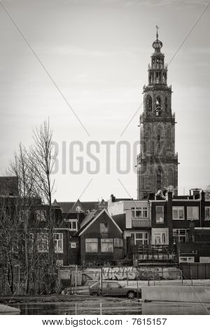 Bybilledet i Groningen med Martini Tower