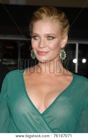 LOS ANGELES - NOV 3:  Laurie Holden at the Dumb and Dumber To Premiere at the Village Theater on November 3, 2014 in Los Angeles, CA