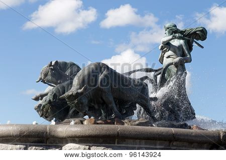 Gefion Fountain Side