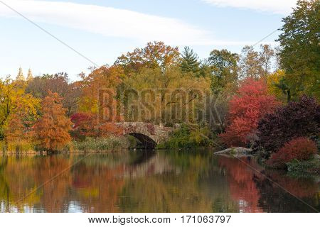 Gapstow Bridge In A Colorfull Fall Morning