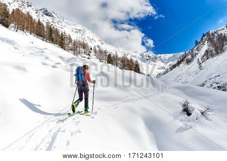 Girl Makes Ski Mountaineering Alone
