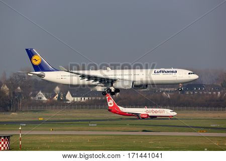 Lufthansa And Air Berlin Airplanes Dusseldorf Airport