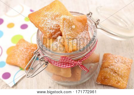 bugne,deep fried pastry
