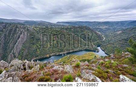 Lookout View Of Canyon, Valley And Vineyards Along River Sil.